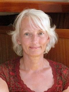 Gineke Sietsma is hoofdtrainer en -coach van AMETHIST Developing People, eerstegraads docent en Gestalttherapeut. Zij coacht en traint op de gebieden...